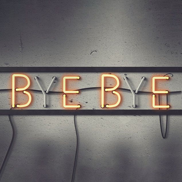 Newsletter-motiv_2 Leuchtreklame mit der Aufschrift "Bye Bye" an einer grauen Wand.